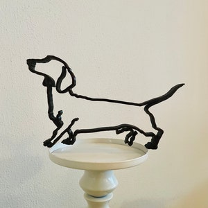 Dachshund, sausage dog, minimalist art Plastic figure , wiener pet, short-legged, home decor, 3D Print gift, long-bodied, hound-type, badger