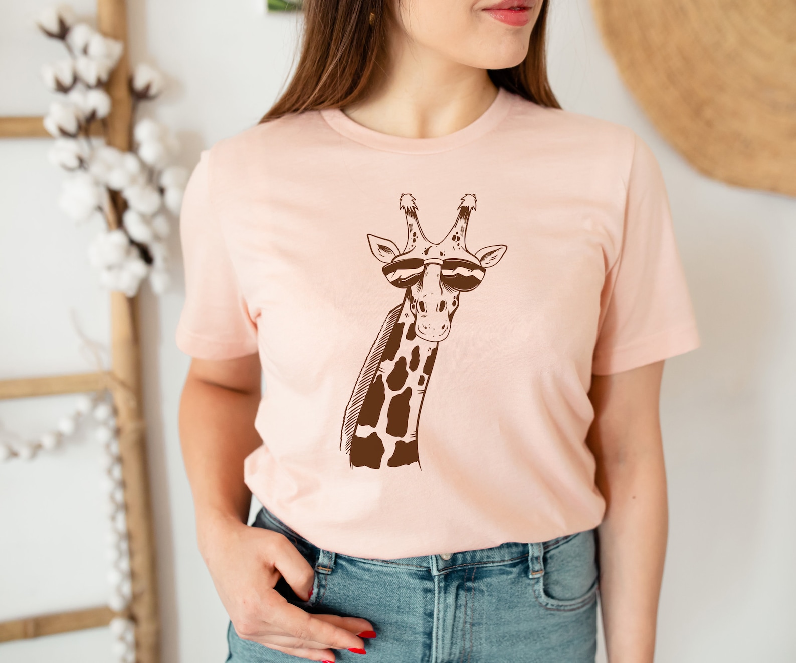 Giraffe T-shirt Women's T shirt Graphic Tee Animal | Etsy