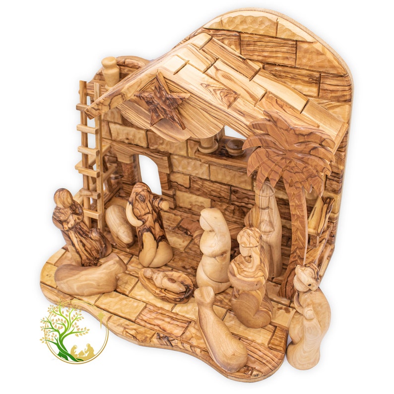 Set di natività natalizia personalizzato - Set di natività in legno d'ulivo con scena della Terra Santa - Decorazioni natalizie con statuina della natività personalizzata immagine 7