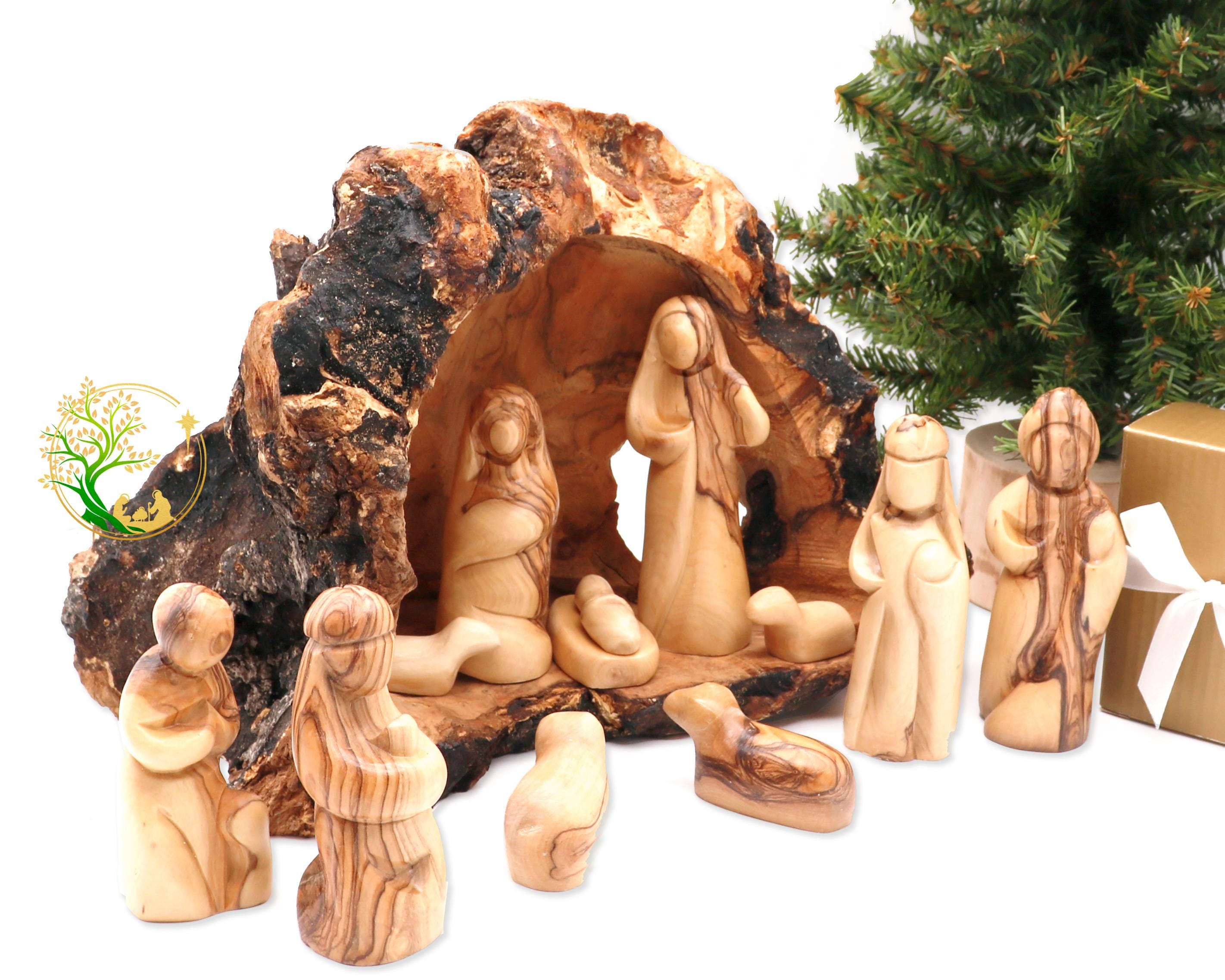 手彫りのオリーブウッド製キリスト降誕セット：聖地のクリスマス装飾