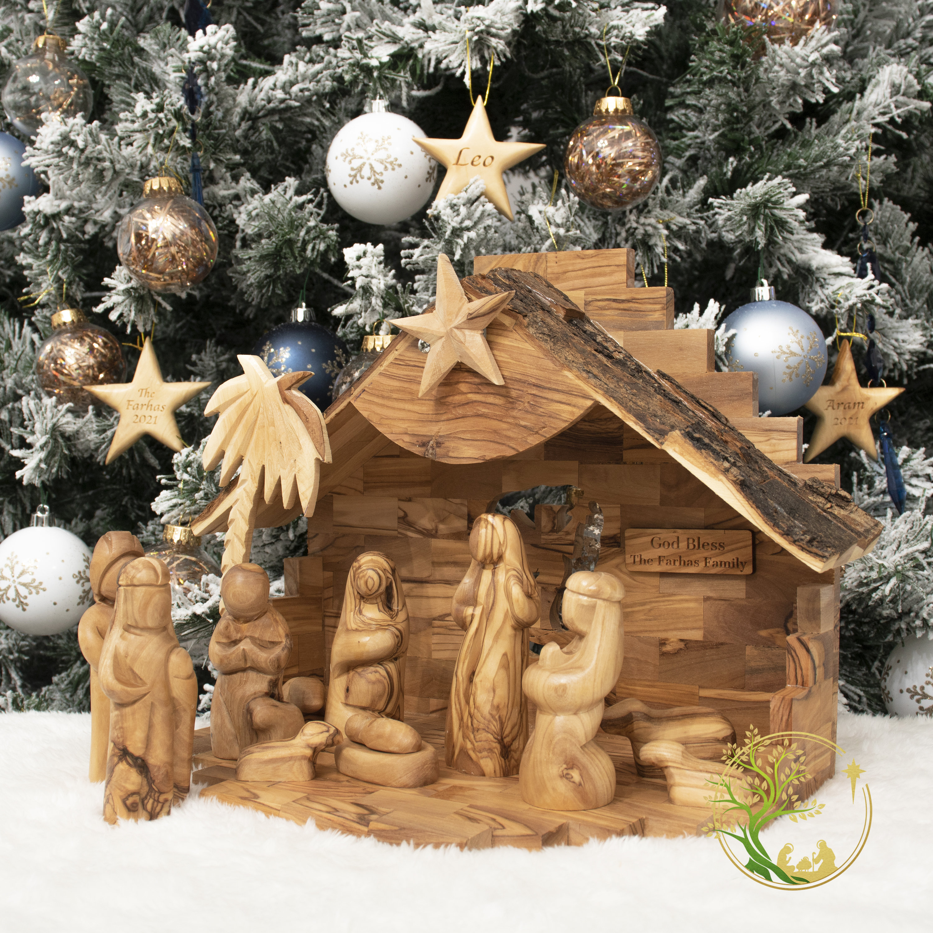 Caja de música de Tierra Santa con belén de madera de olivo tallada a mano  - Etsy México, image size:3000x3000