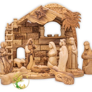 Set di natività natalizia personalizzato - Set di natività in legno d'ulivo con scena della Terra Santa - Decorazioni natalizie con statuina della natività personalizzata immagine 10