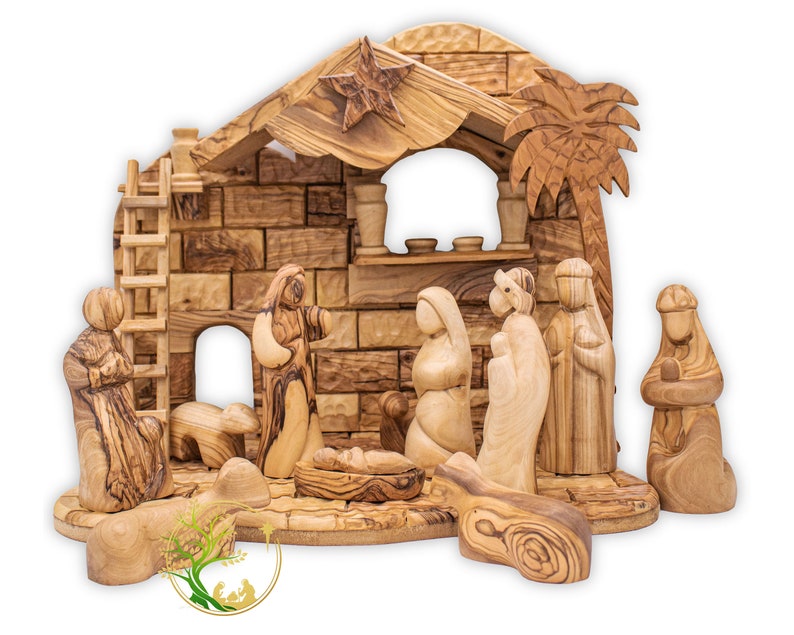 Set di natività natalizia personalizzato - Set di natività in legno d'ulivo con scena della Terra Santa - Decorazioni natalizie con statuina della natività personalizzata immagine 10