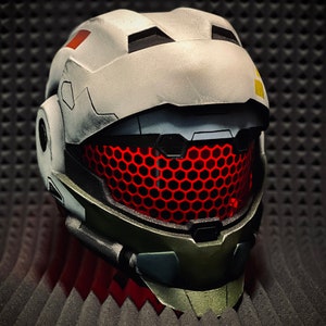 CqC helmet for Cosplay and Airsoft / Halo / Any helmet painting of your choice is FREE /