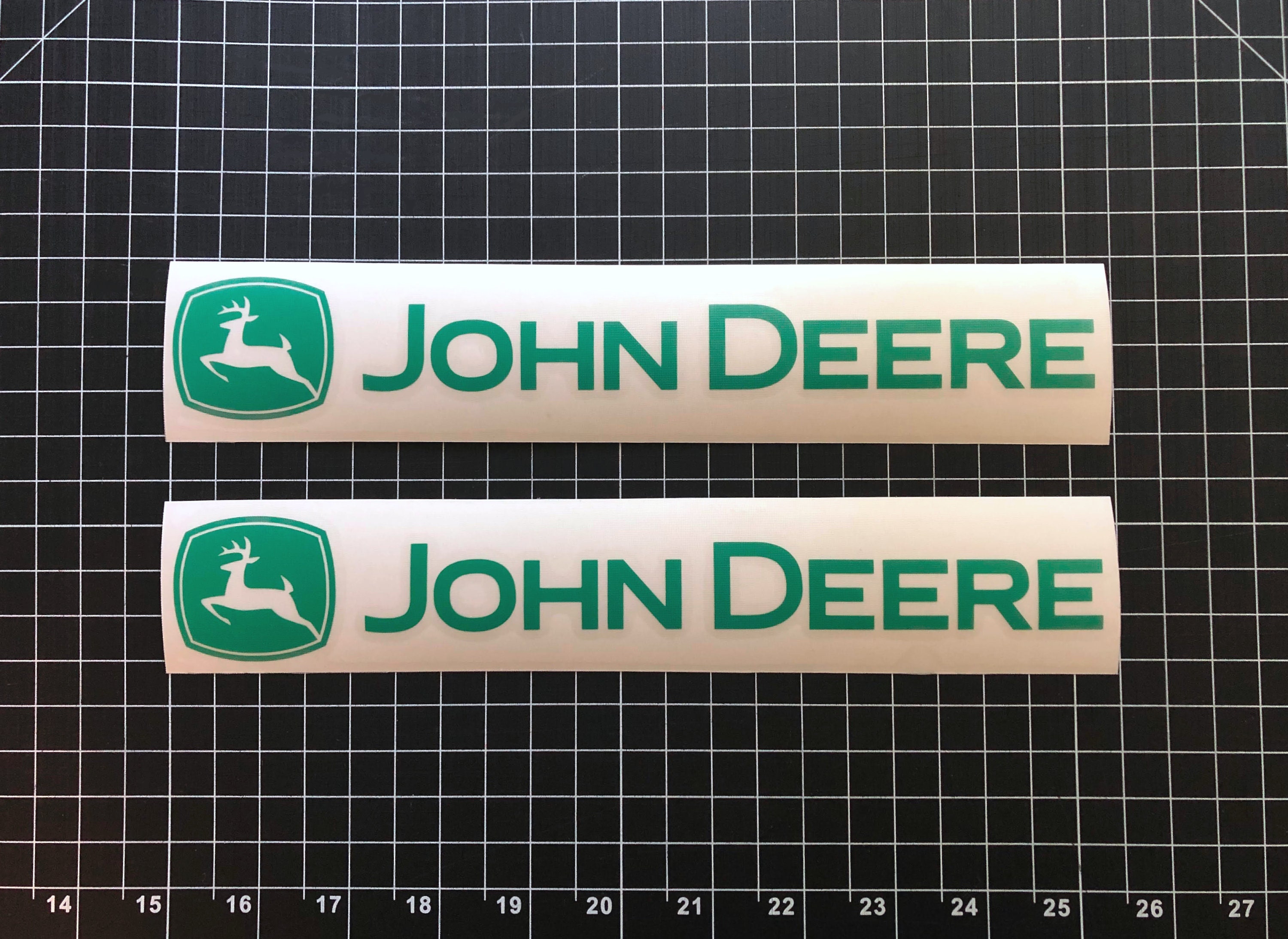 2 x John Deere Aufkleber 29,5 x 5,7 cm Restposten FESTPREIS in
