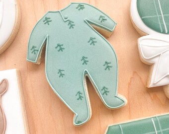 Long Sleeve Onesie Cookie Cutter, Fondant Cutter, Clay Cutter, Baking Tools, 3D Printed Cookie Cutter (Standard 3.5in)