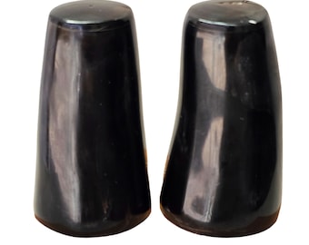 Salero y pimentero West Elm Naturalmente Shed Buffalo Horn NiB hecho a mano