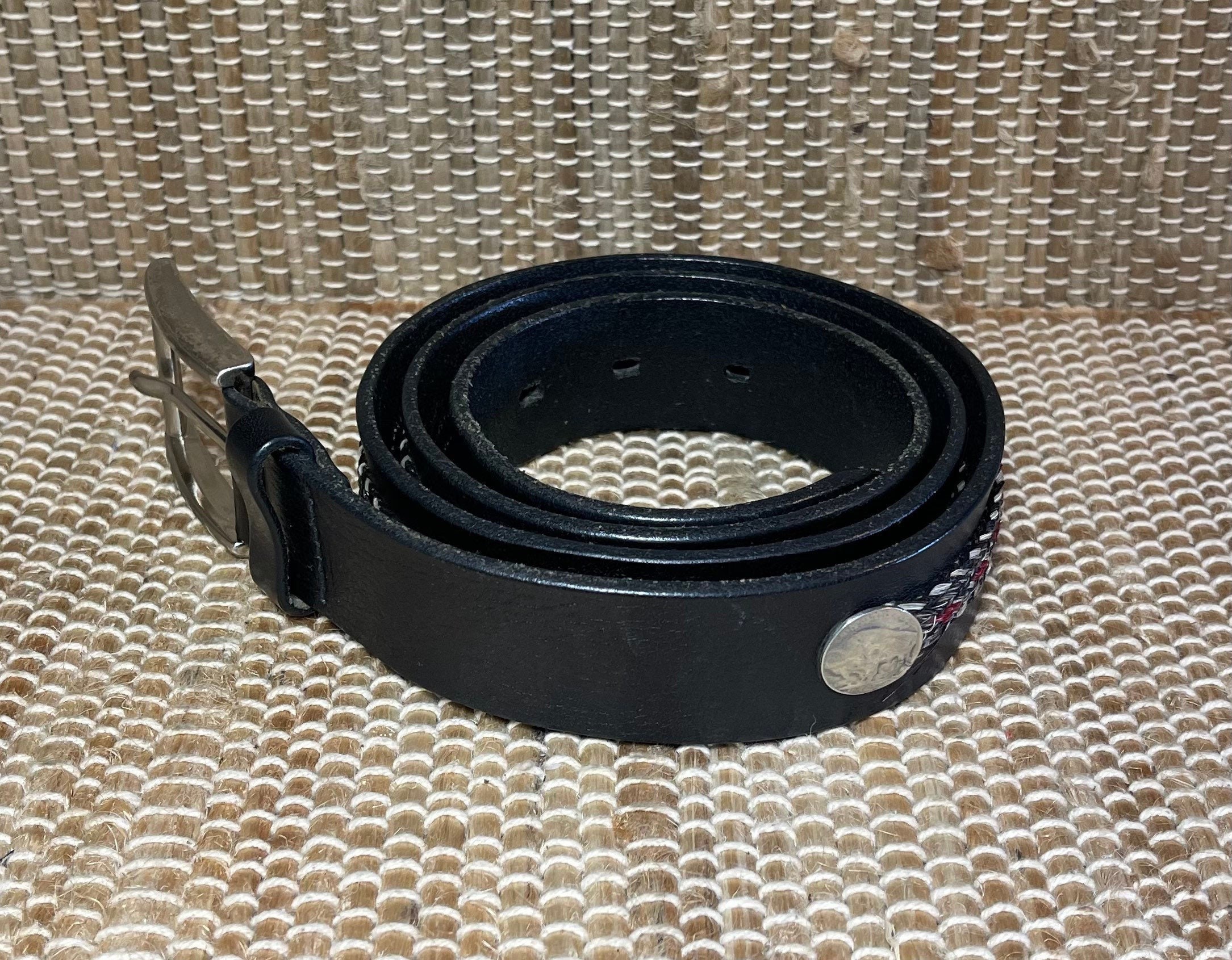 Vintage Trafalgar Old West US made buffalo nickel embroidered belt Vintage Trafalgar Black Leather Belt With Buffalo Nickels  main image 4