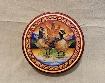 Vintage Canadian Geese Tin/Vintage Decor