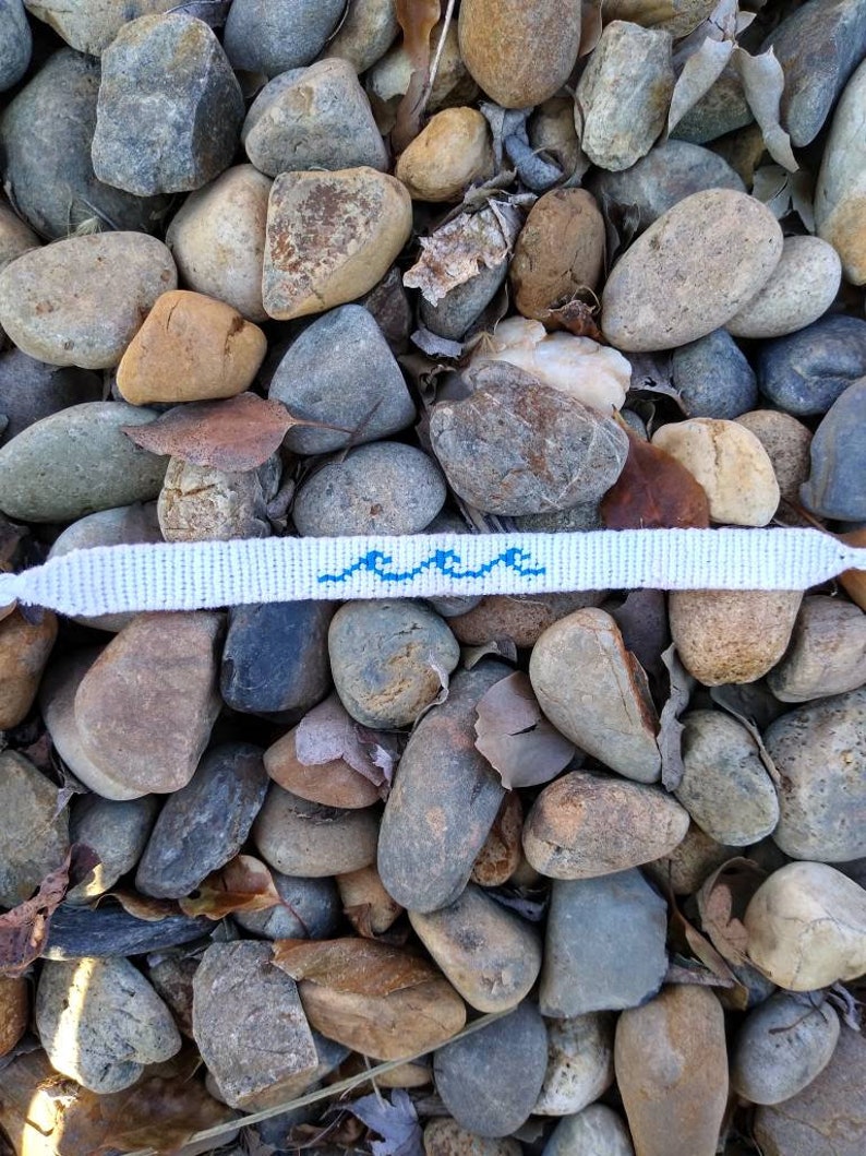 White and blue simple wave friendship bracelet