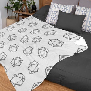 Dungeons and dragons Dice pattern Blanket | Throw Blanket Nerd Geek | D20 | Dnd Home decor | Natural 20 | RPG | Dice set | blanket White