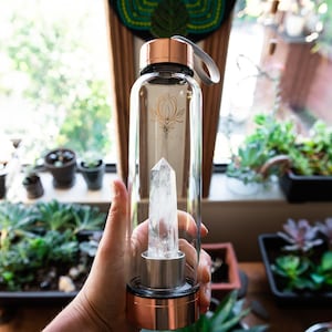 Botella de agua de cristal, botella de agua de cristal con centro de  cristal curativo natural cambiable, botella de agua con piedras preciosas  de