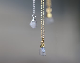 Raw Moonstone Healing Crystal Gold Necklace. Moonstone Necklace.June birthstone Necklace. Raw Moonstone Pendant.Mothers Day Gift