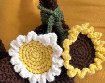 Flower Pouch | Bag Charm | Crochet Trinket Pouch | Sunflower Pouch | Daisy Pouch