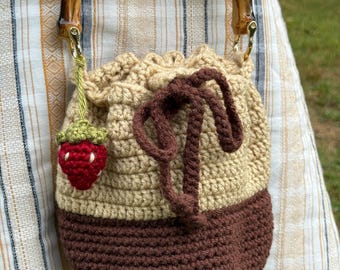 Crochet Two-toned Bucket Bag | Crochet Small Bag | Everyday Bag