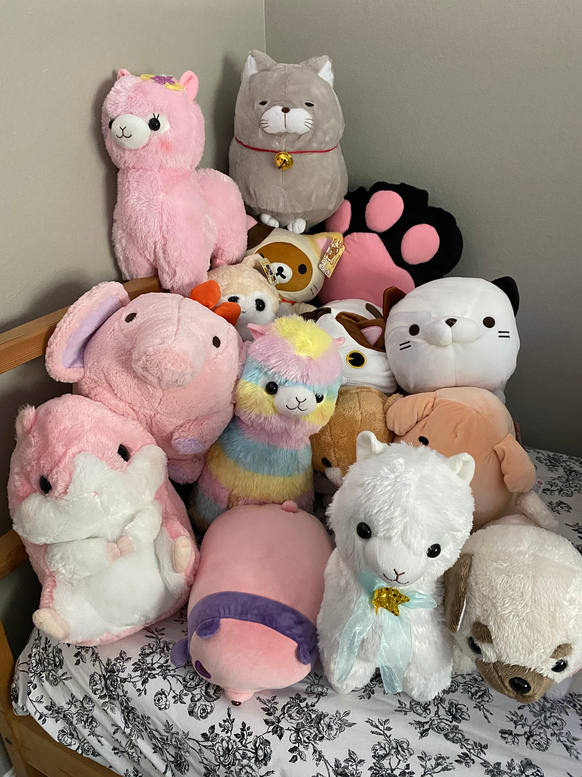 Round 1 & More Plushies Etsy