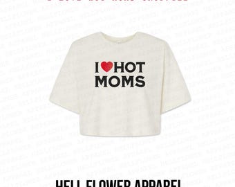 Hot Moms Glitter Crop, Retro I Love Moms Heart Funny T-Shirt