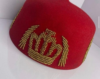 Red Igbo beaded cap. Chief cap for men. Nigerian wedding hat for groom and groomsmen. Round caps for men. Red African hat