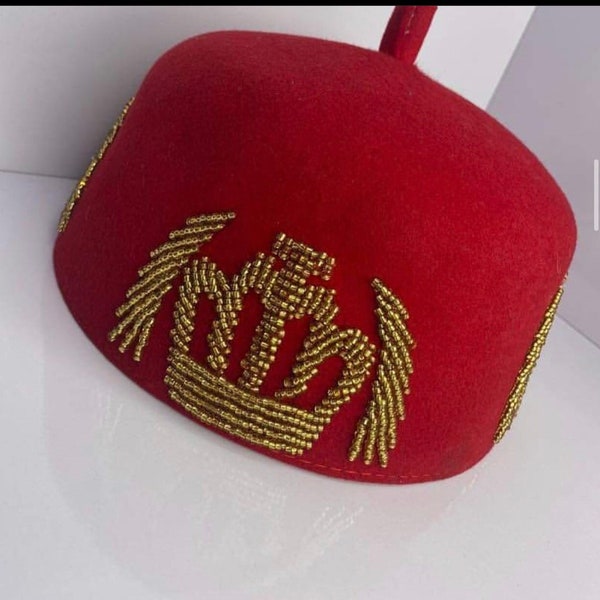 Red Igbo beaded cap. Chief cap for men. Nigerian wedding hat for groom and groomsmen. Round caps for men. Red African hat