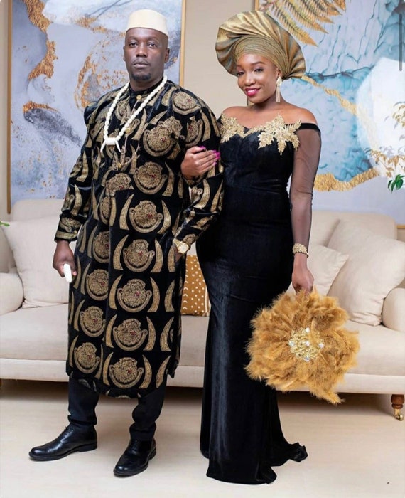 Igbo couples traditional marriage attire, Couples Luxurious matching  outfit, Igbo bride wedding gown Couple anniversary outfit, Isiagu shirt -   Portugal