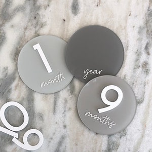 Interchangeable Monthly Milestone Markers | Acrylic Milestone Circles | Baby Milestone Photo Props | Newborn and Birth Announcement |Colored