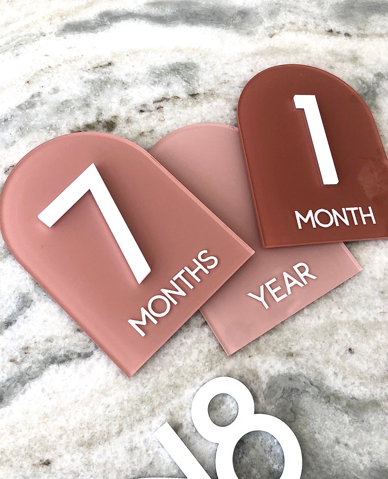 Interchangeable Monthly Milestone Markers Acrylic Milestone Arches Baby Milestone Photo Props Newborn and Birth Announcement Colored image 3