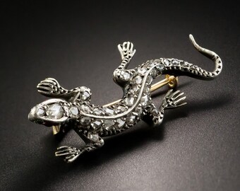 Zircon Lizard brooch /Lizard American diamonds Silver Brooch, Silver Purity 92.5,Handmade Lizard Brooch