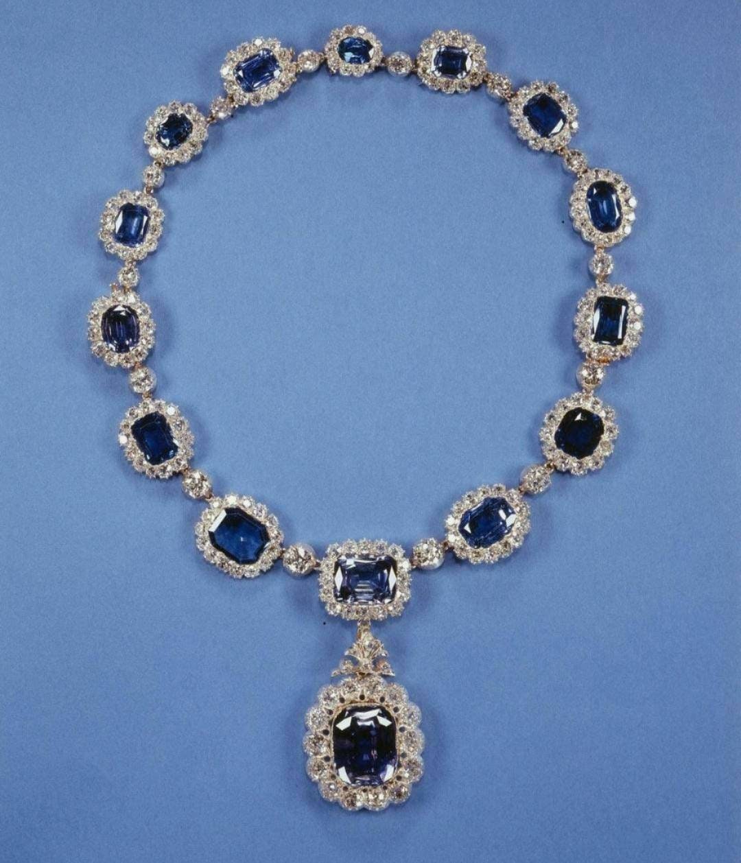 Amerrican Diamond Necklace main image 1