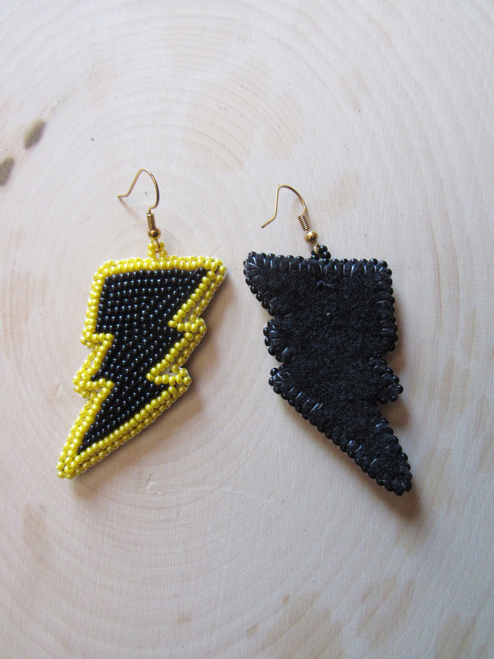 Lightning Bolt Seed Bead Earrings/denki Kaminari Inspired/my Etsy
