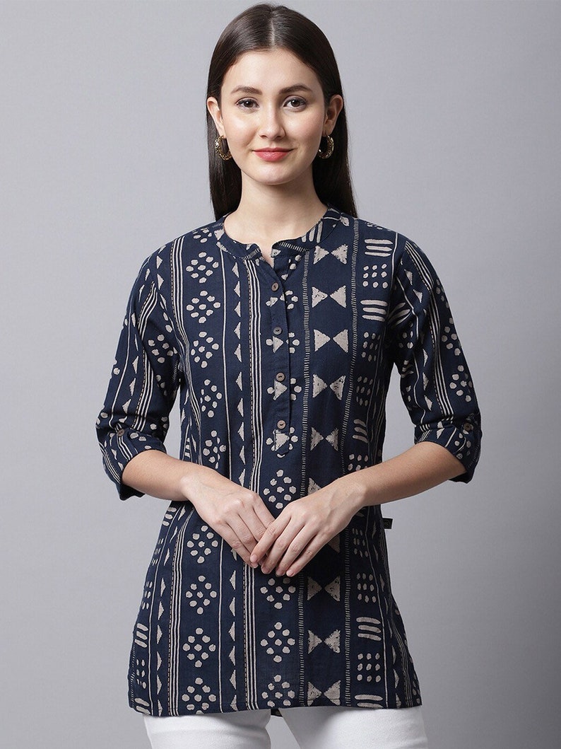 Indische Tunika Navy Blau Gedruckt Kurti Tunika für Frauen Kurze Kurtis Für Frauen Sommer Tops und T-Shirts ethnische Kleidung Bild 1