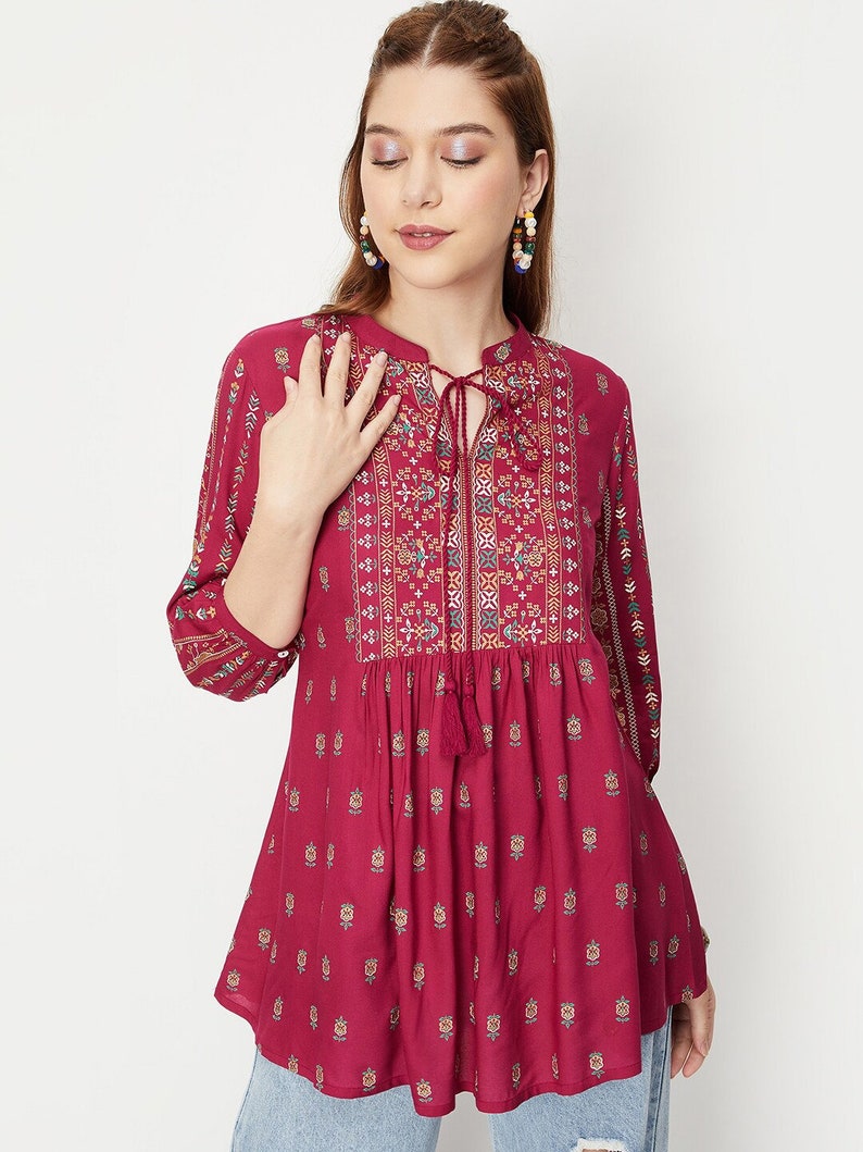 Tuniques indiennes pour femme haut empire imprimé bordeaux Kurta court Kurtis pour femme hauts d'été t-shirts t-shirt grande taille hauts bohèmes image 1