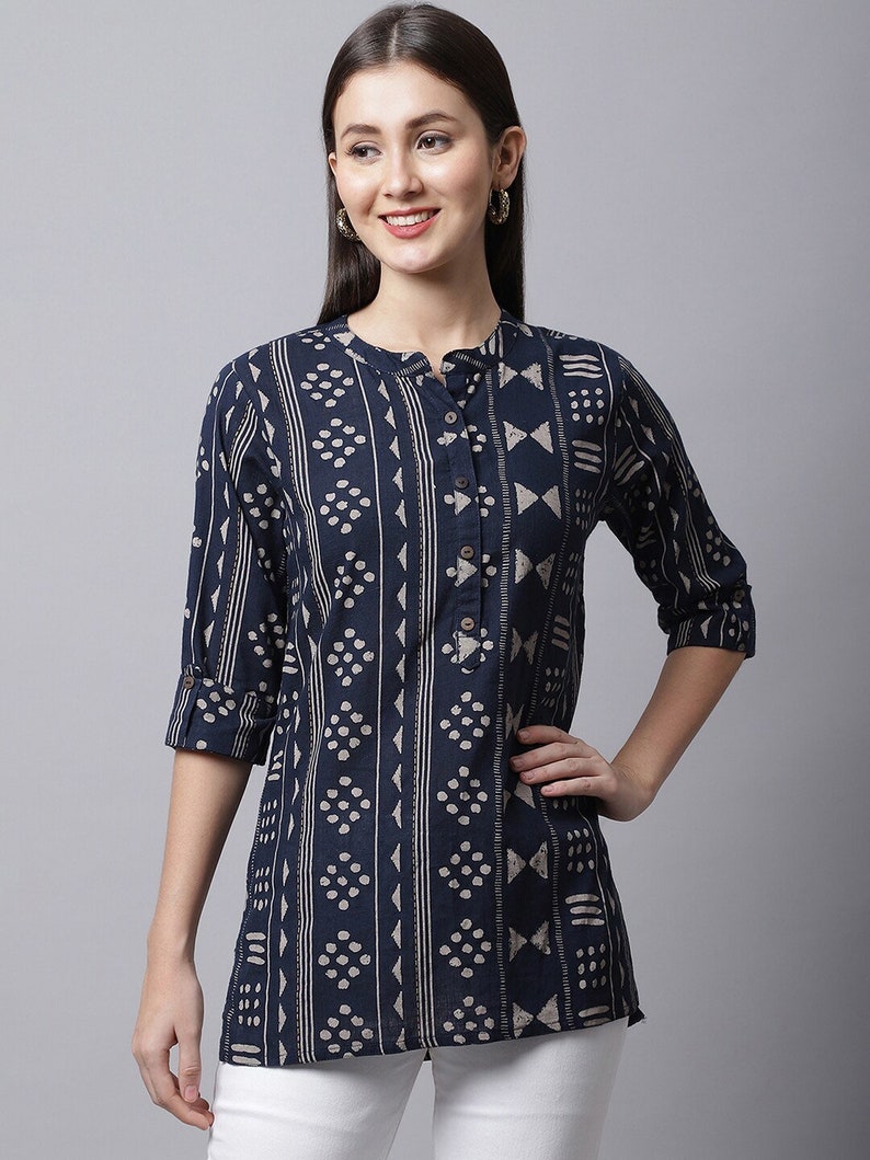 Indische Tunika Navy Blau Gedruckt Kurti Tunika für Frauen Kurze Kurtis Für Frauen Sommer Tops und T-Shirts ethnische Kleidung Bild 3