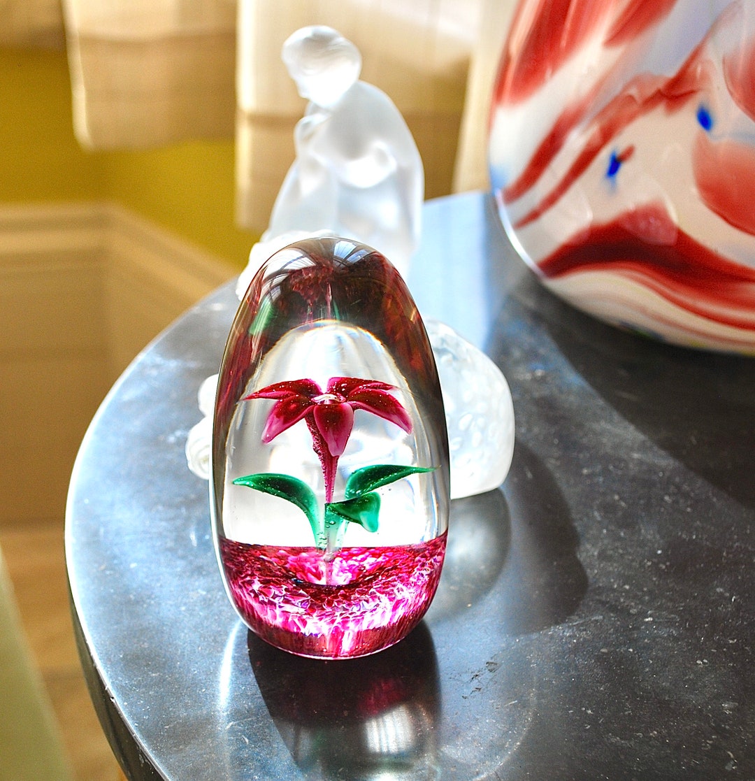 Vintage Caithness Paperweight, Lampwork Flower, Pink Purple Emerald - Etsy
