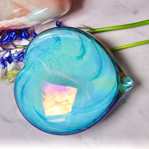 Magnificent vintage Murano glass paperweight in shape of a large iridescent blue heart