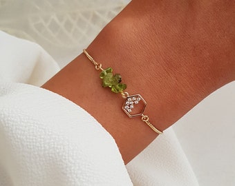 Birthstone Bracelet Silver Plated by Equlibrium Peridot Pale Green August - Adjustable Size Gift Boxed