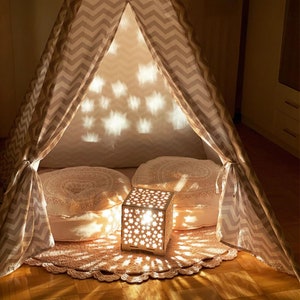 Holz-Sternenkastenlampe / Holzlampe / Handgefertigte Tischlampe / Kinderzimmerlampe / Handgefertigte Tischlampe / Kinderlampe