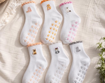 Cat Grip Socks for Women, Non Slip Pilates Socks, Cute Animal Crew Socks, Yoga Socks, Hospital Socks, Barre Socks, Cozy House Slippers