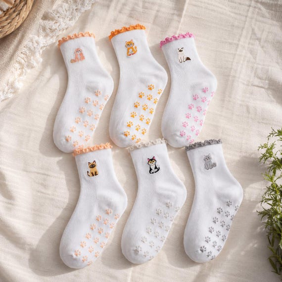 Cat Grip Socks for Women, Non Slip Pilates Socks, Cute Animal Crew Socks, Yoga Socks, Hospital Socks, Barre Socks, Cozy House Slippers