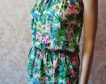 Vintage halter neck playsuit   Bright green and pink floral pattern.  Playsuit\shorts\halter\boho\vintage playsuit\vintage shorts