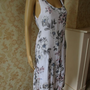 Floaty floral summer dress.  vintage dress\floaty dress\boho dress\retro dress\summer dress\cotton slip dress
