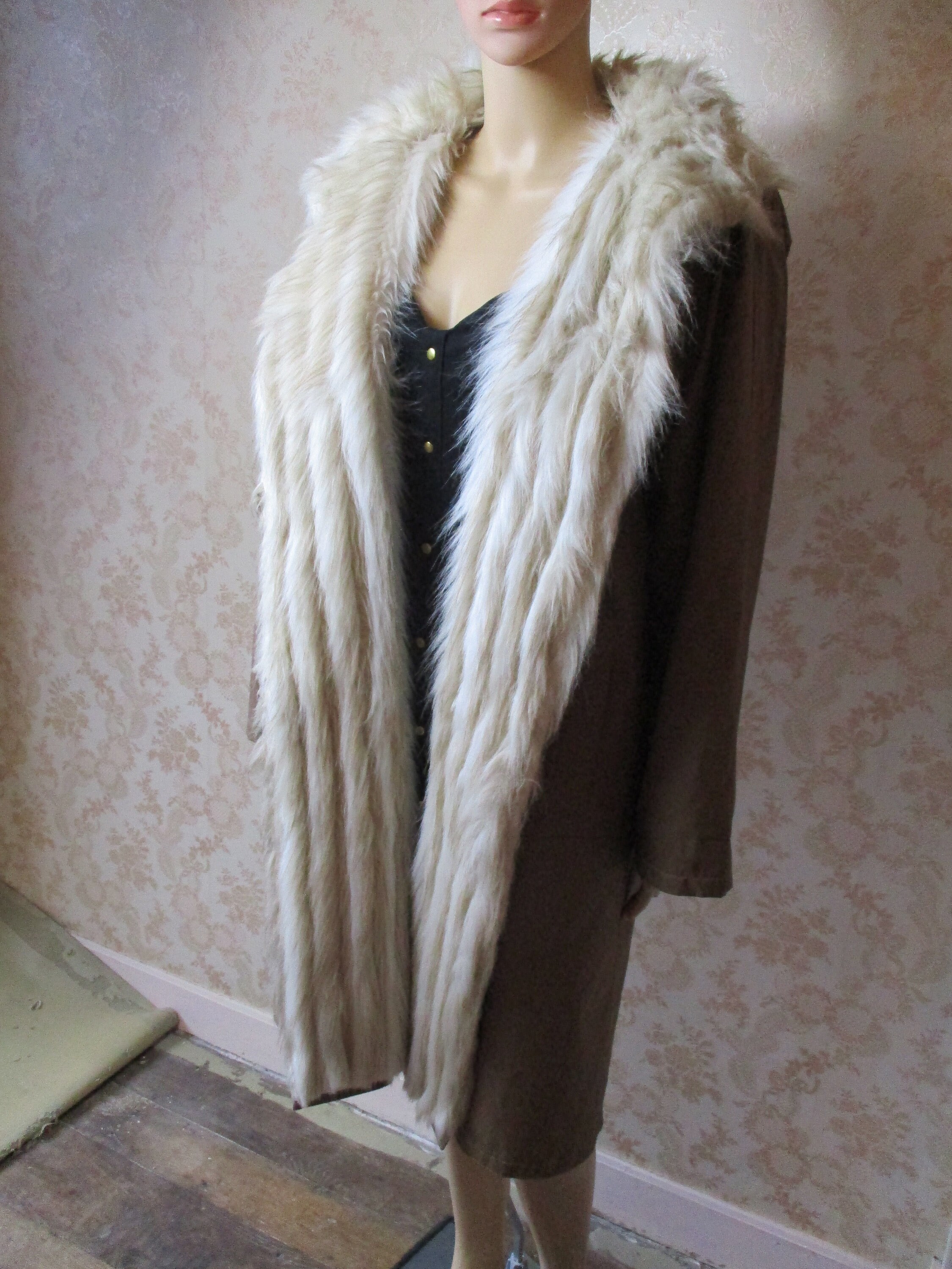 Fur coat in rain deals
