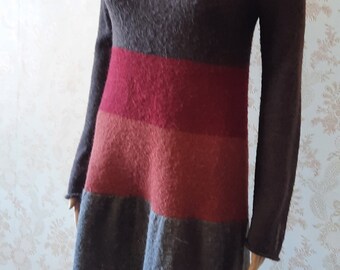 Vintage sweater dress, brown with red and rust stripes .  sweater dress\vintage knitwear\knitwear\jumper\sweater\boho dress\