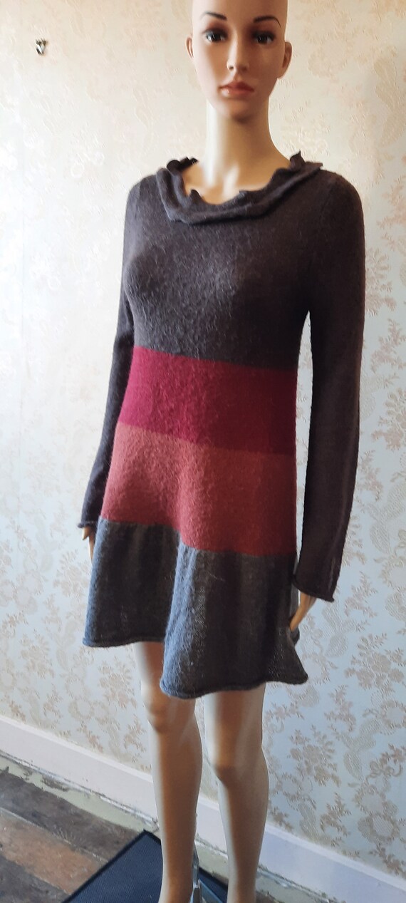 Vintage sweater dress, brown with red and rust stripes . sweater dress\vintage knitwear\knitwear\jumper\sweater\boho dress\ Vintage sweater dress, brown with red and rust stripes . sweater dress\vintage knitwear\knitwear\jumper\sweater\boho dress\