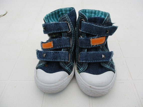 Toddler sneakers in denim. Slightly worn,   sneak… - image 8