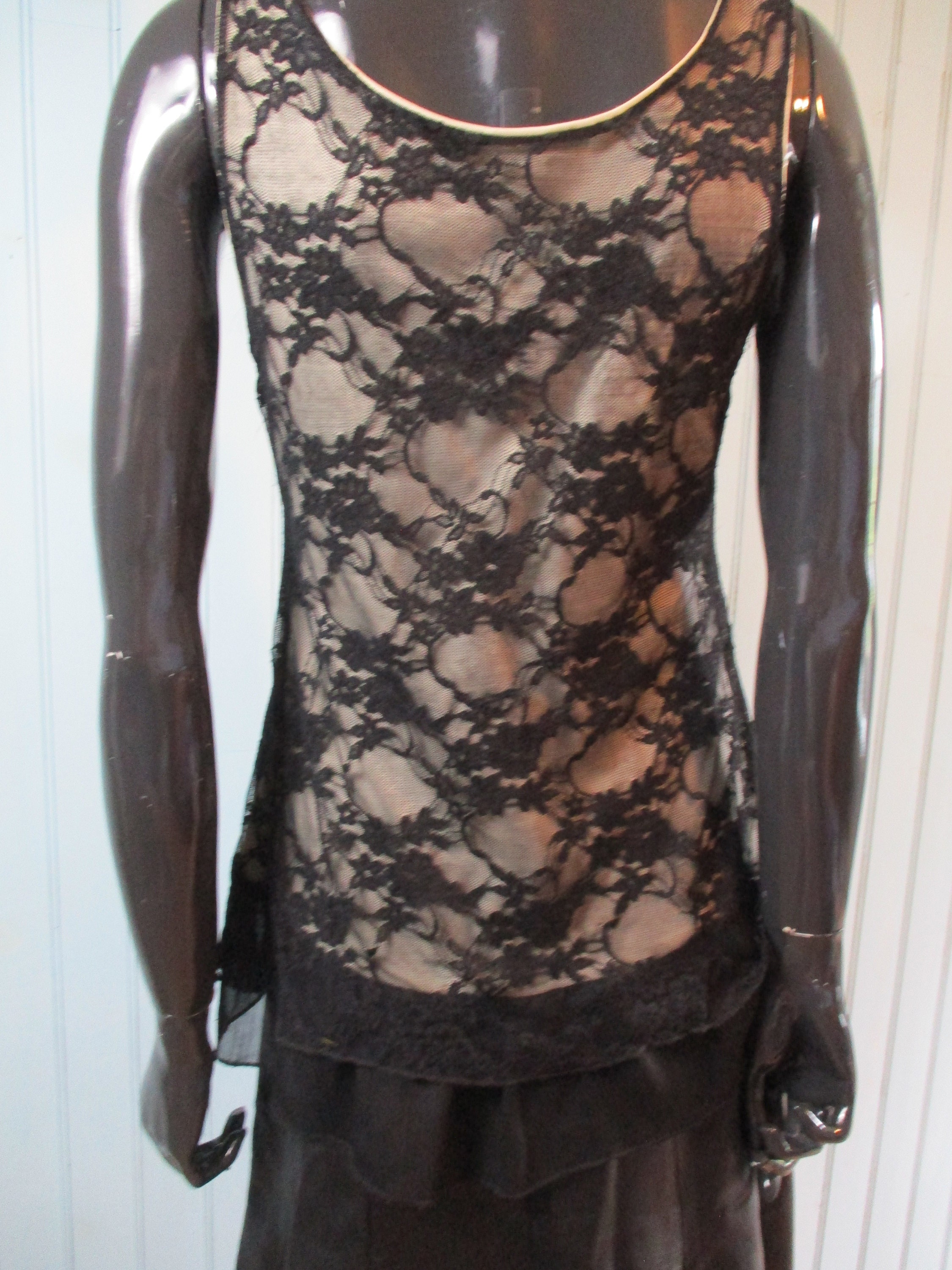 Lace top in B/cream. Black with a cream lining sleeveless Etsy