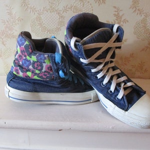Converse size 4 uk.  converse\vintage converse\denim converse\vintage footwear\converse trainers