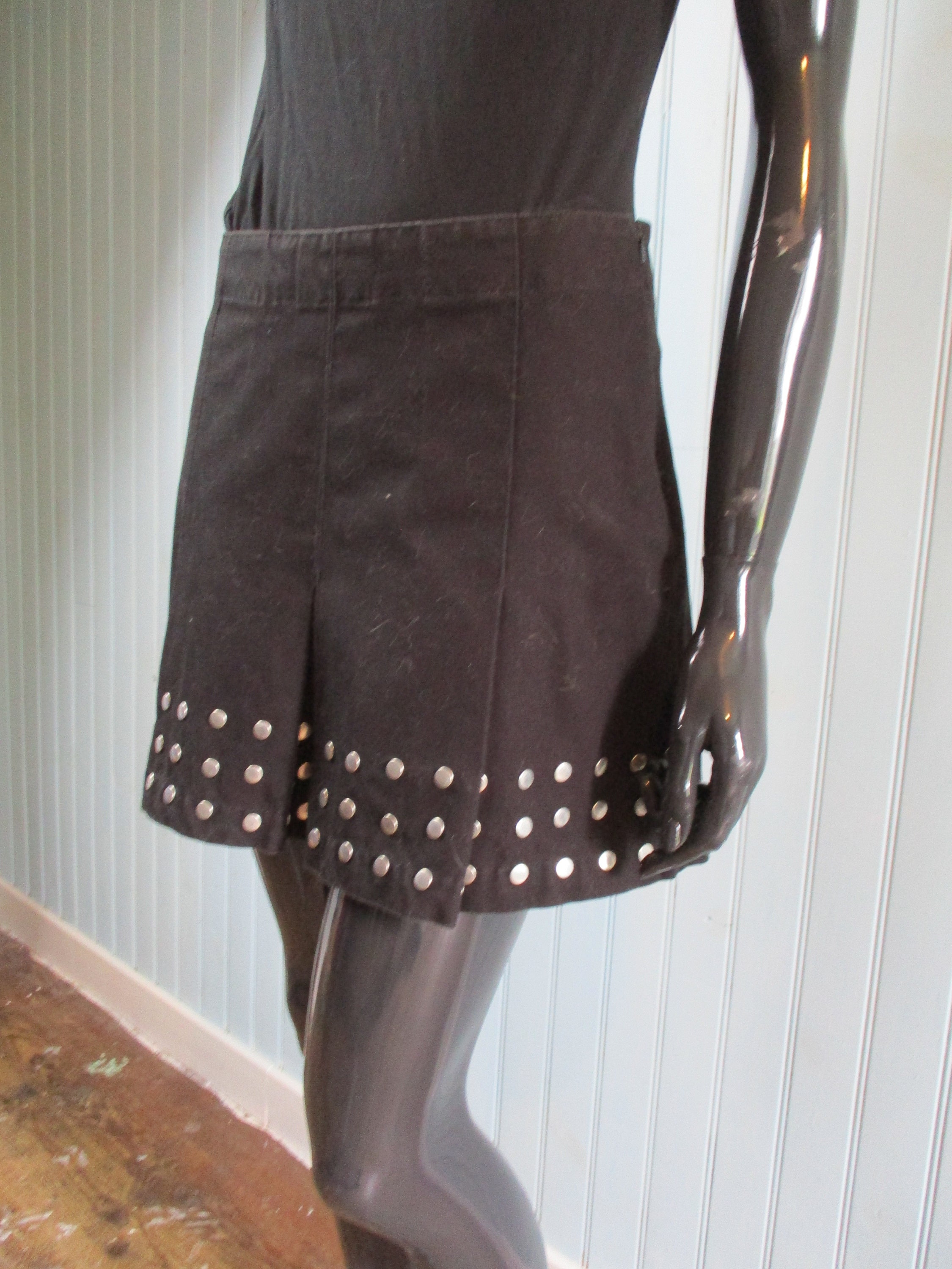 Printed Vintage Pleated Skirt.