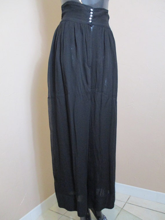 Women's vintage palazzo pants.
