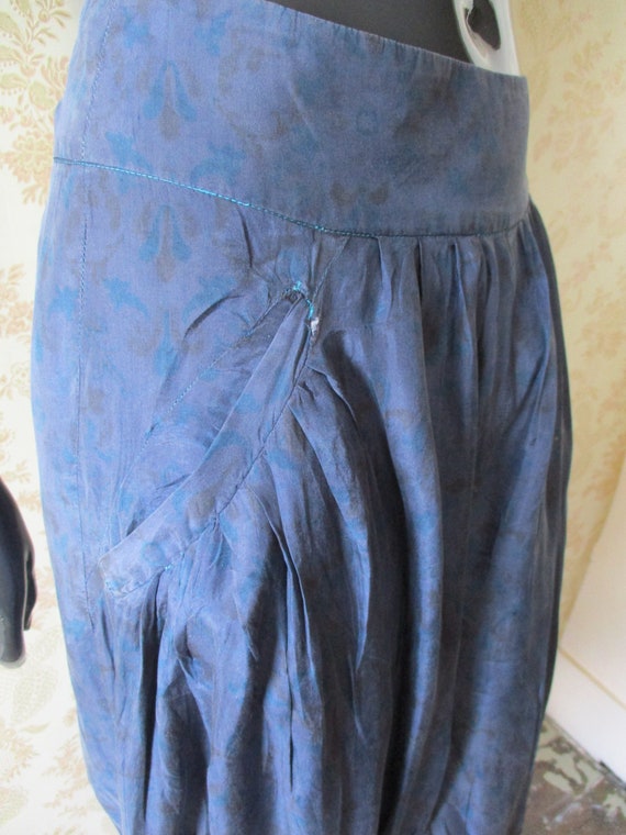 Vintage harem pants in a very soft blue\grey colo… - image 4