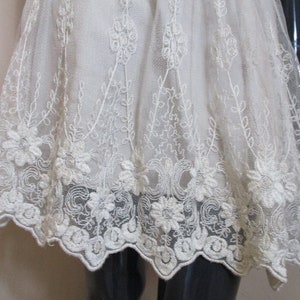 Women&#39;s French vintage lace skirt  . vintage skirt\lace skirt\ size 18 skirt\boho skirt\plus size